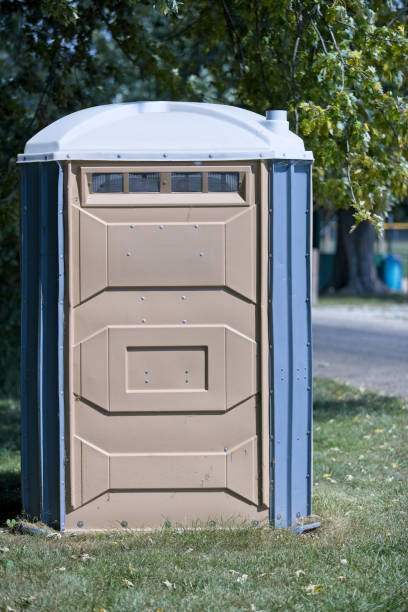 Best Porta potty delivery and setup  in Lakeside, OR